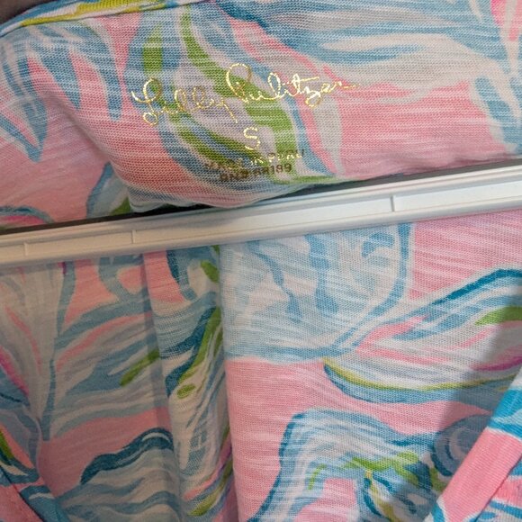 Lilly Pulitzer | Etta V-Neck |  Pelican Pink Off The Scales | EUC | S / M - Picture 11 of 11